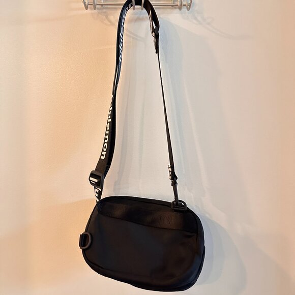 Lululemon Belt Bag - Picture 2 of 5